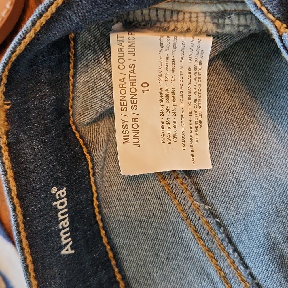 🎁Gloria Vanderbilt Amanda Denim Capri Pants size 10 - Picture 8 of 9